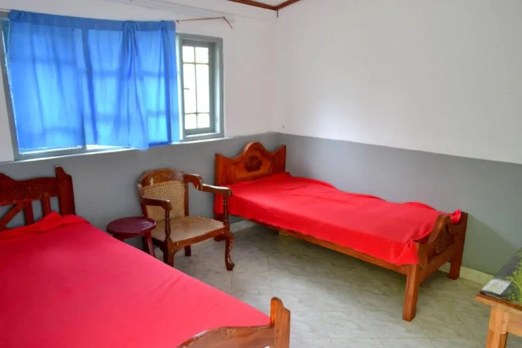 Economy Triple room