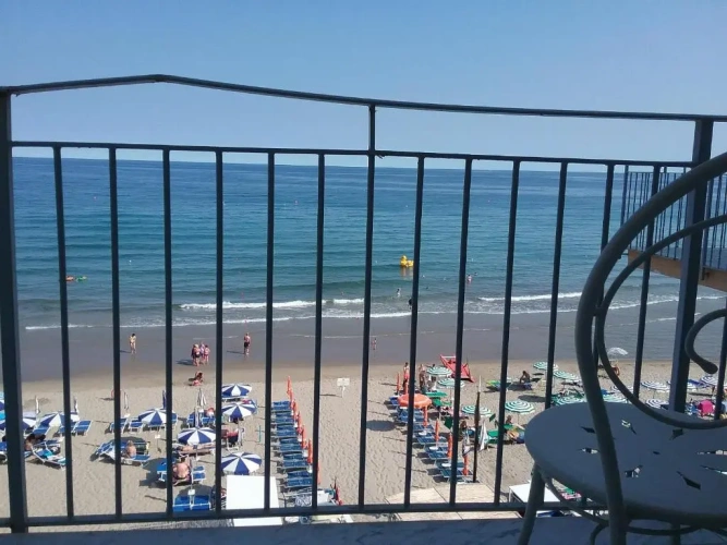 Standard Double room with balcony and with sea view