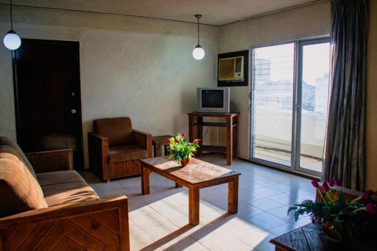 3 Bedrooms Apartment