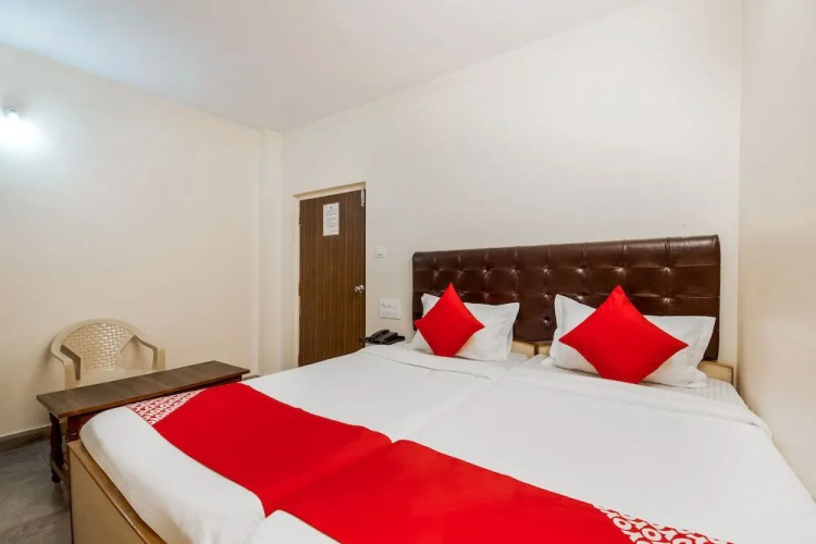 OYO 37146 G P Residency