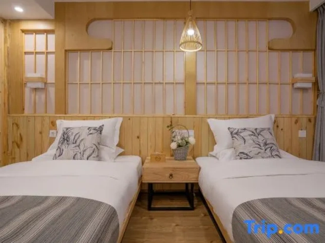 Economy Twin room