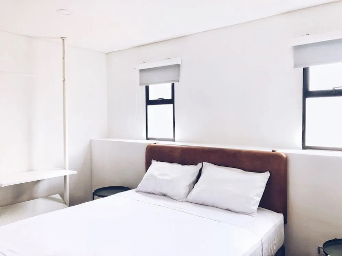 574 Hotel