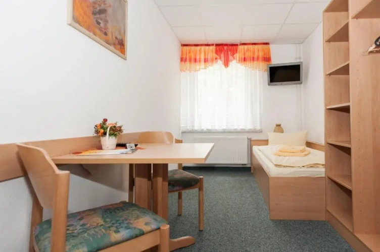 Standard Single room
