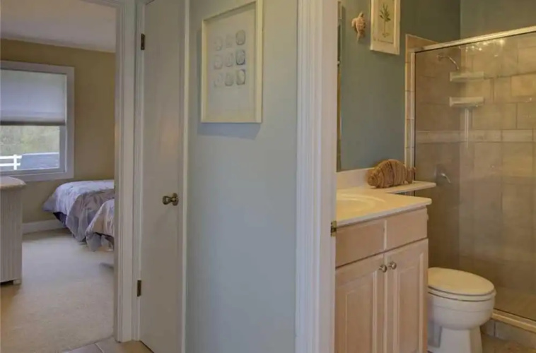 8 1/2 Marina Unit 1