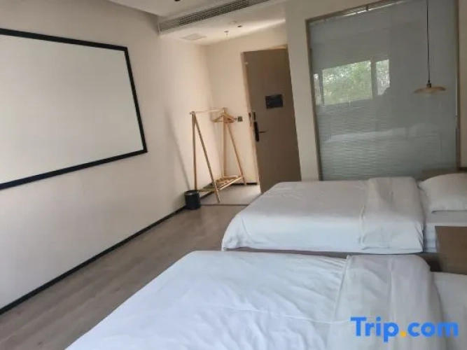 Economy Twin room
