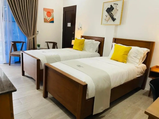 Standard Twin room with balcony