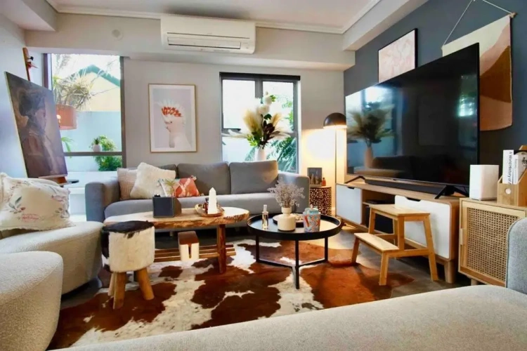 3 Bedrooms Apartment