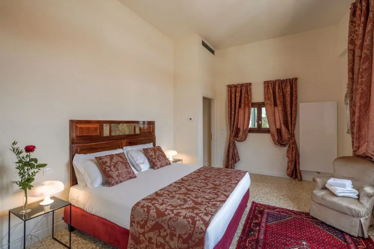Ca' Longo Palace Apartments