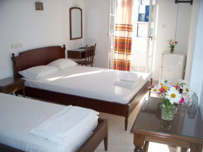 Adonis Hotel Naxos