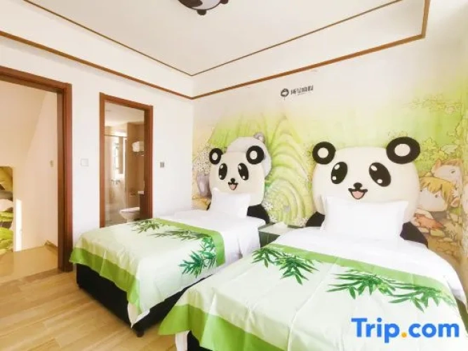 6 Bedrooms Double Villa