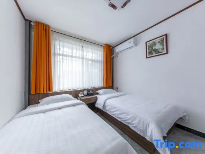 Yuxin Hotel