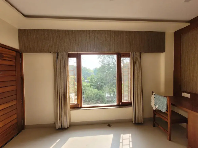 Hotel Ananda Kashi