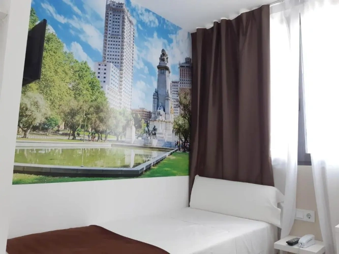 Deluxe Single room