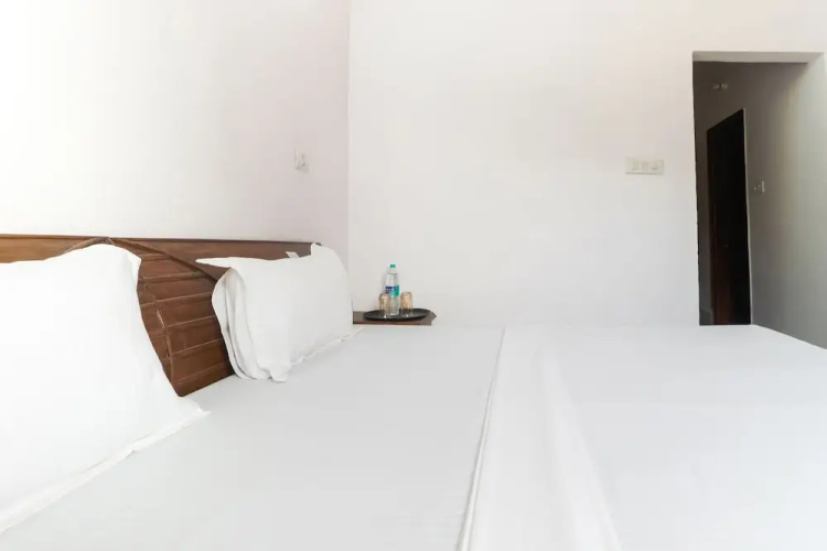 Sunshine by OYO Rooms