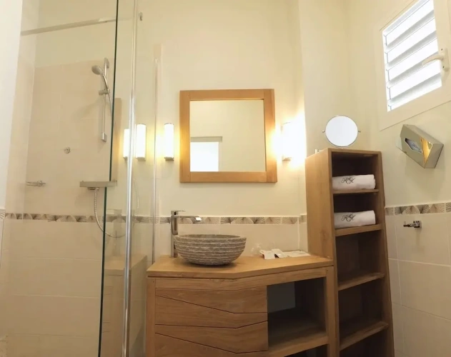 Deluxe Double Suite with sea view