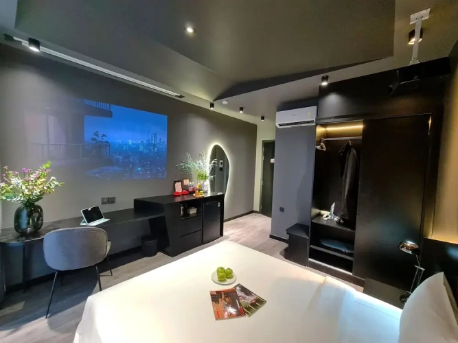 Standard room with balcony