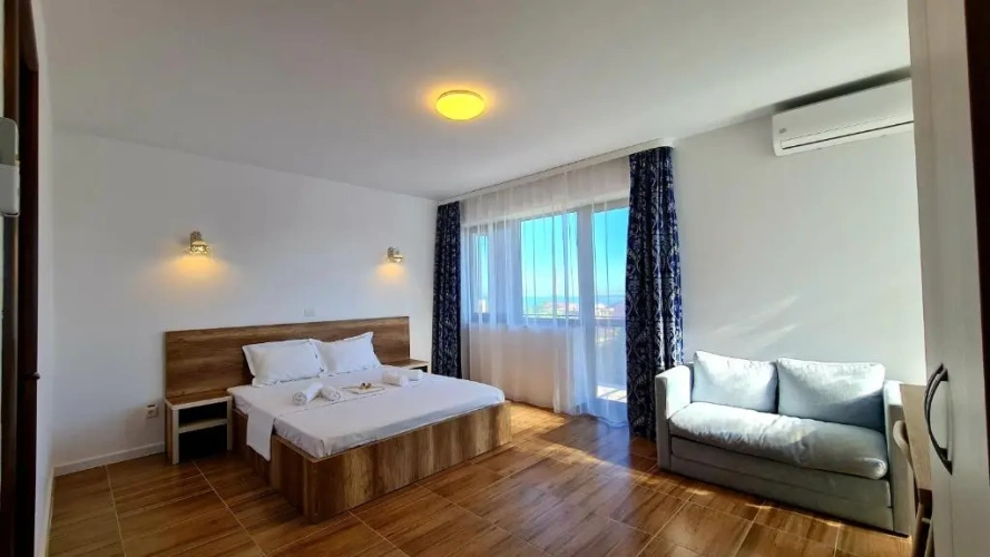 Standard Family room with lake view