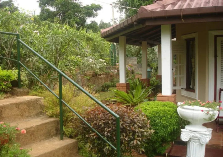 Sujatha's Homestay Residence