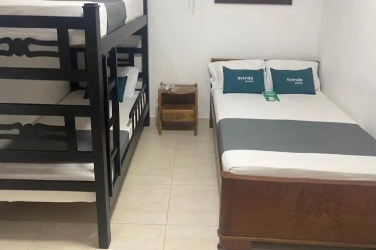 Standard Quadruple room