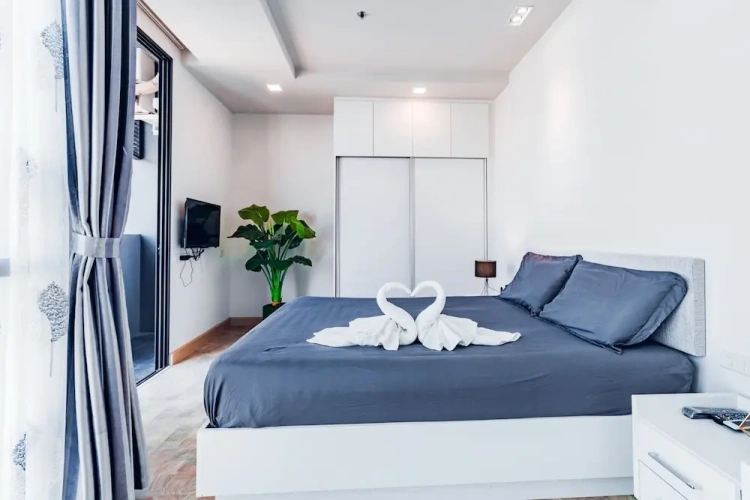 Double Studio with balcony and with city view