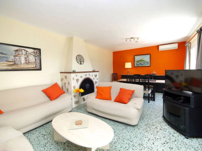 House Alma Calpe/Calp