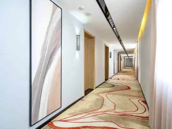 Zigui Park Hyatt Light Luxury Hotel
