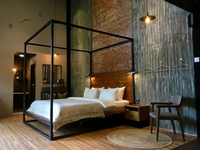 28 The Loft