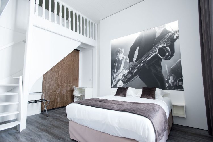 Guest rooms