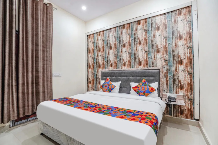Fabhotel Siya Bihari