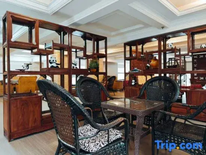 Emei Panda Prince Hotel