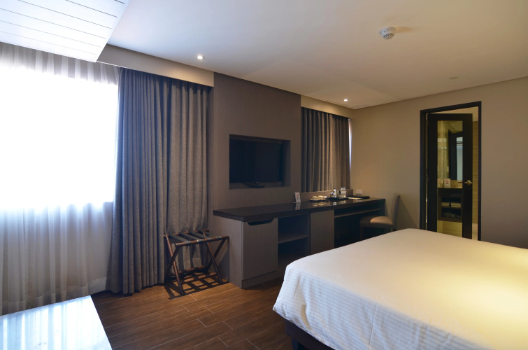 Pearl Garden Hotel