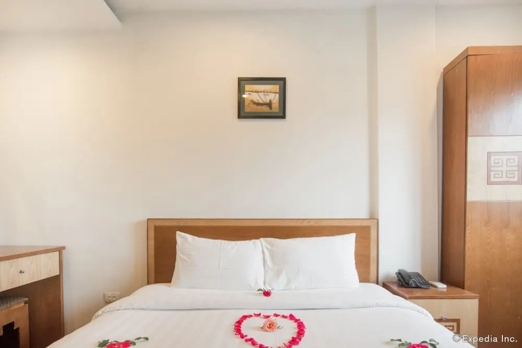 Hanoi Charming Hotel