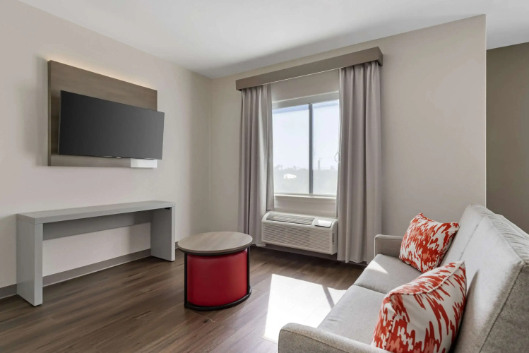 Comfort Suites Laredo - Nuevo Laredo