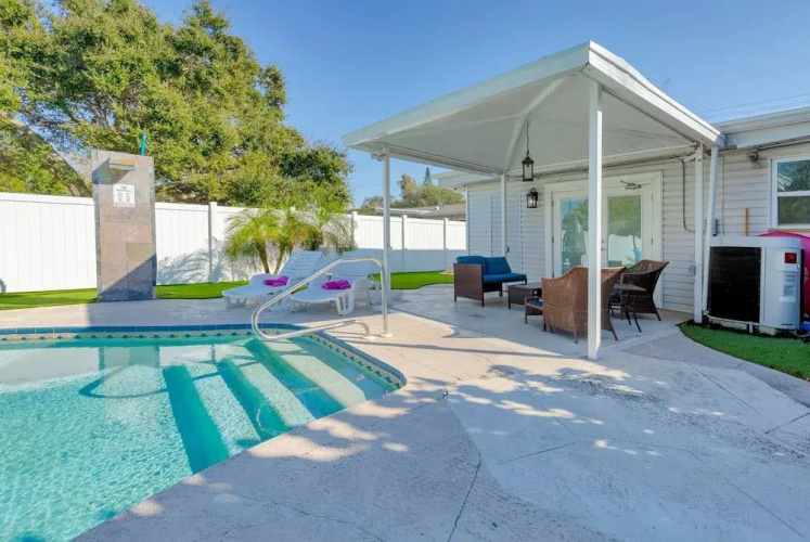 Tropical Paradise in Largo