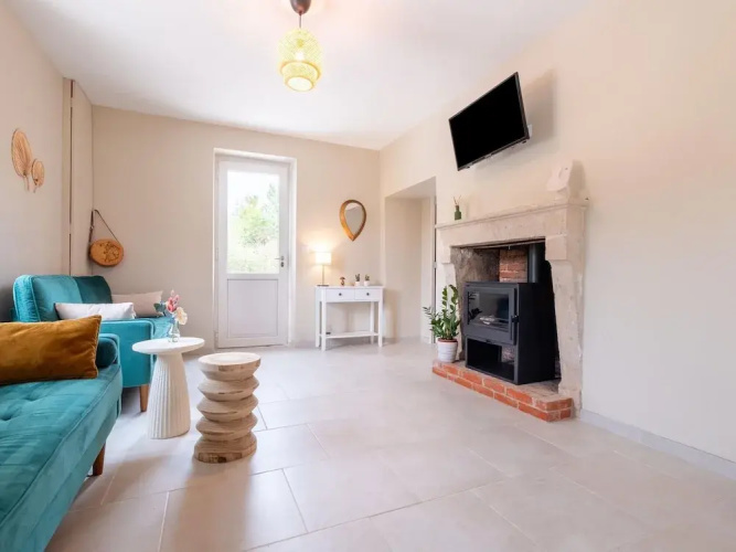 Charming Holiday Home With Private Pool