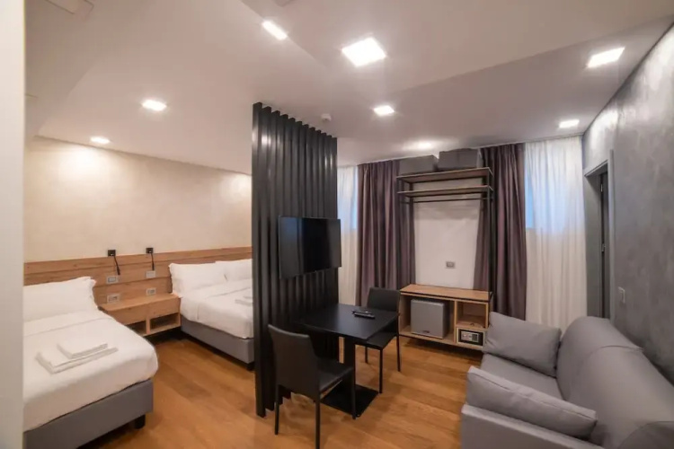 GRANDI 32  Boutique Residence
