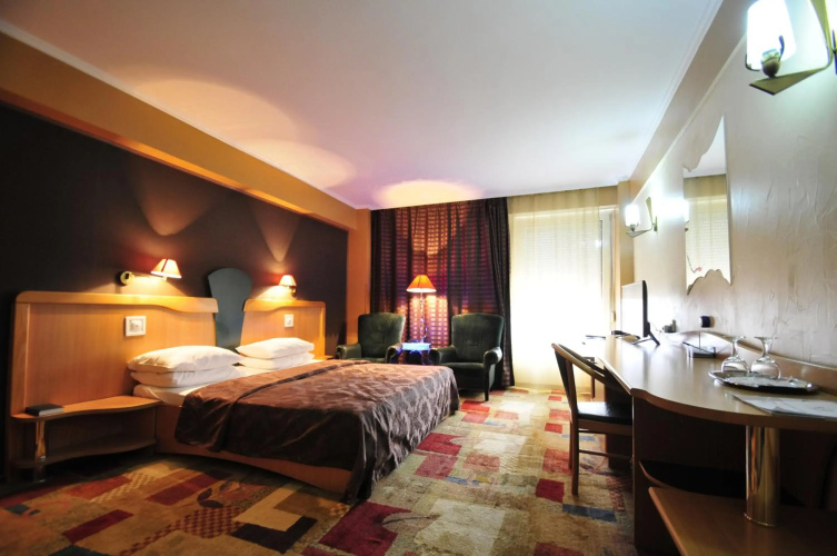 Hotel Ambassador