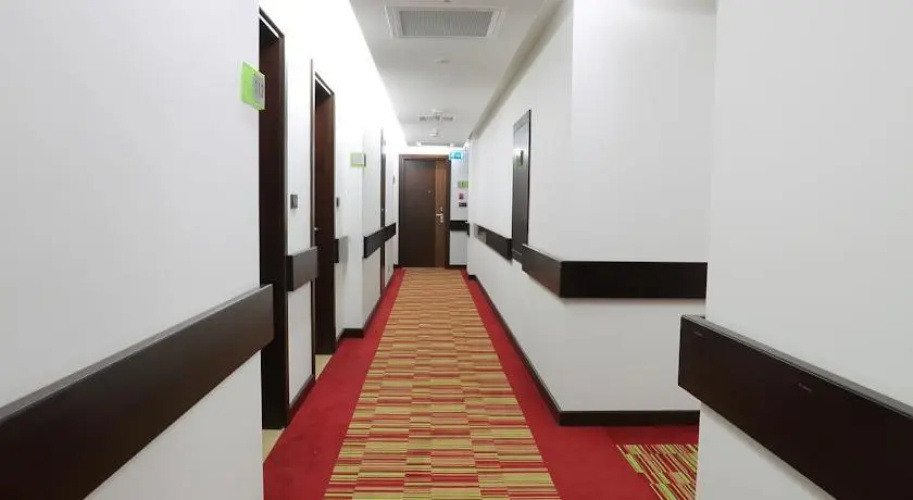 Corp Executive Hotel