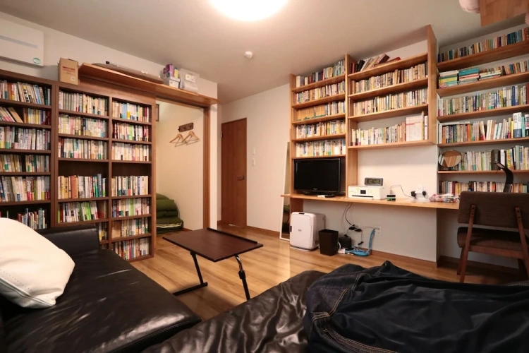 Standard Basement room