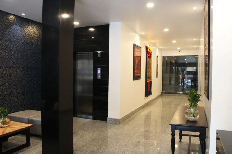Central Hotel