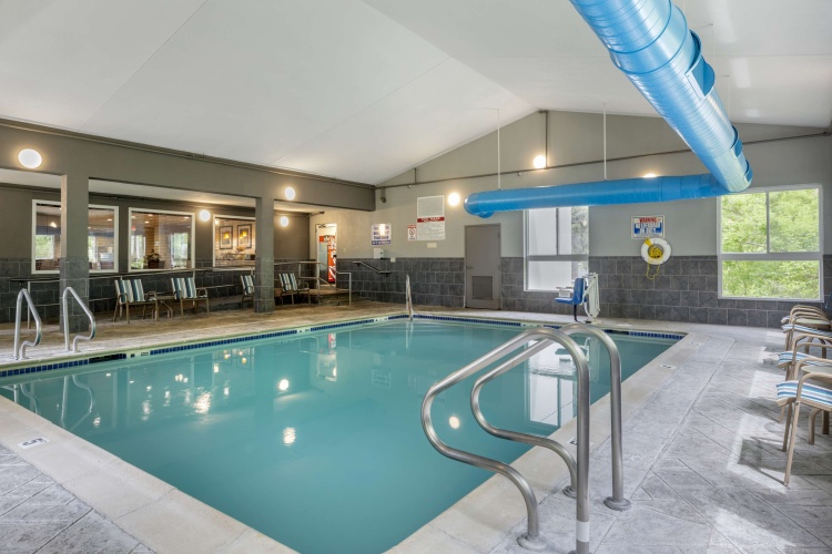 Best Western Plus New England Inn & Suites photo 12
