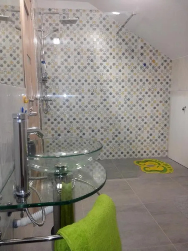A. Einstein 9A Apartament