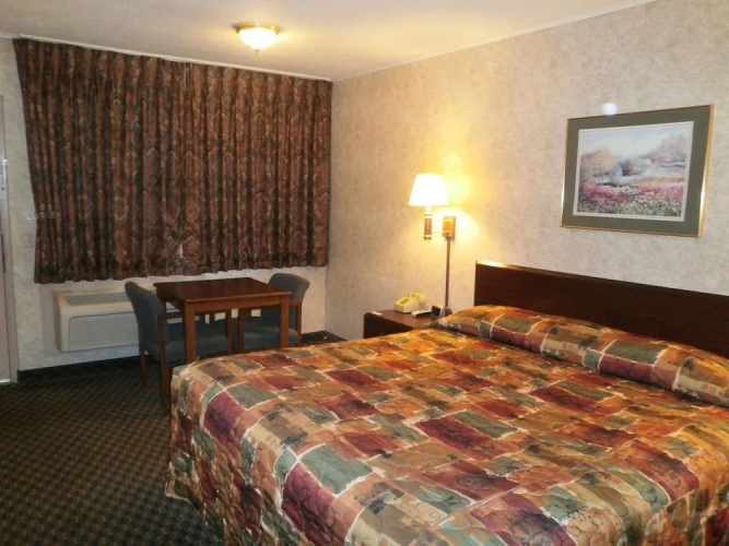 Richmond Inn & Suites