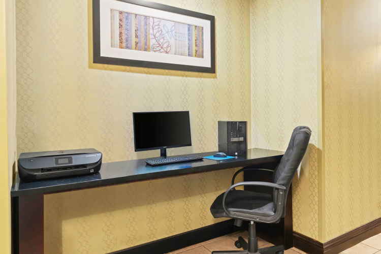 Comfort Inn Lehigh Valley West - Allentown