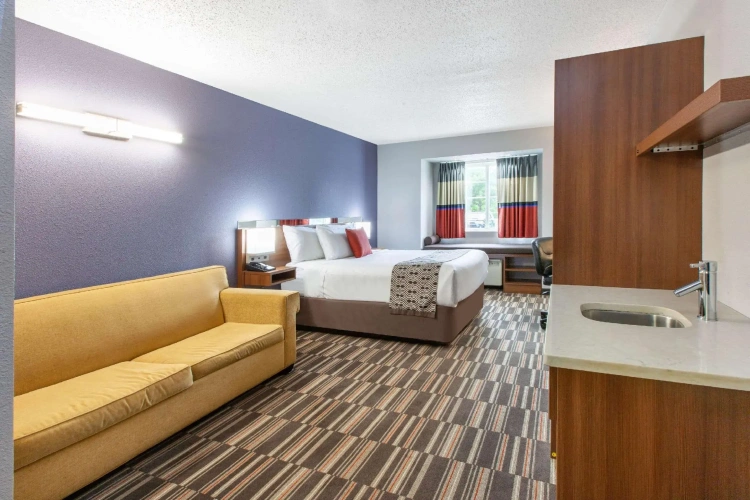 Double Suite