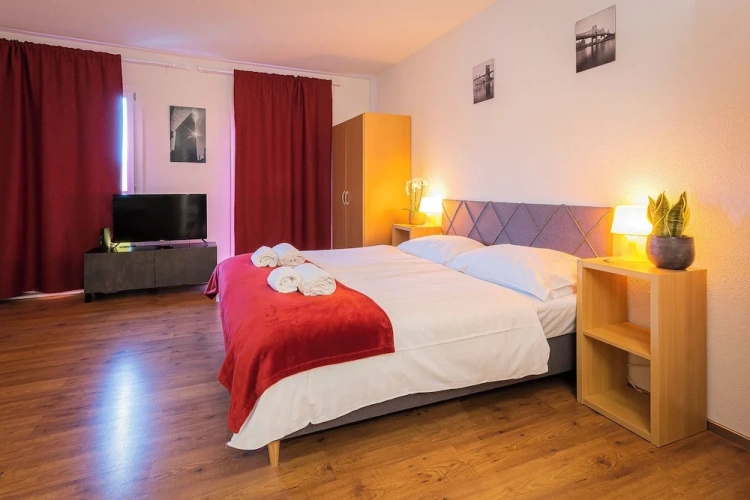 Deluxe Double Studio with city view