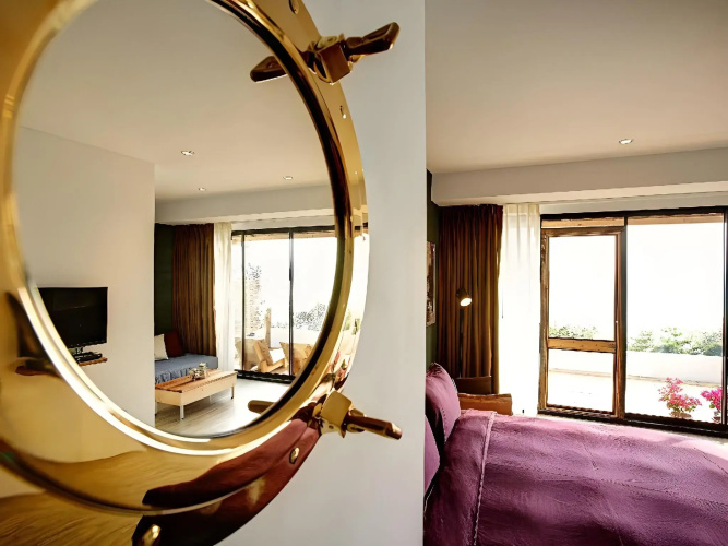 Relaxury Beach House
