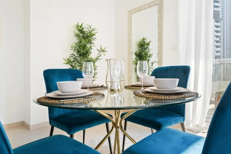 2 Bedrooms Apartment