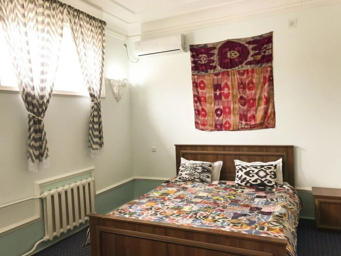 Guesthouse Ikathouse