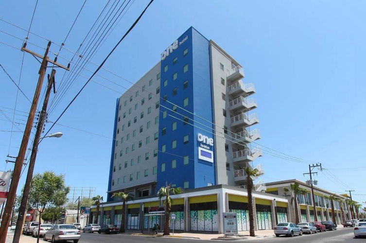 One La Paz Hotel